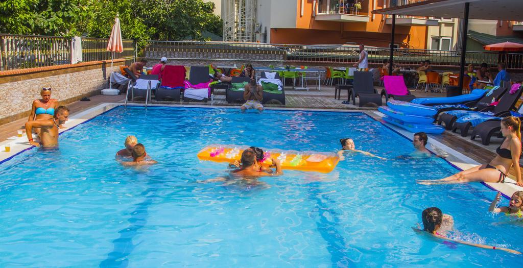 Kleopatra Ada Beach Hotel Alanya Exterior photo