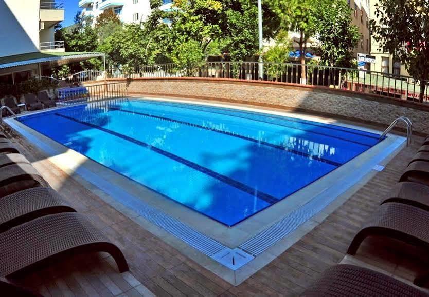 Kleopatra Ada Beach Hotel Alanya Exterior photo